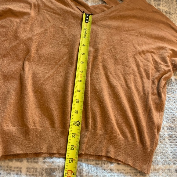 crisscross back brown long sleeve - Picture 7 of 8